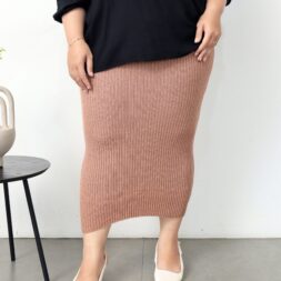 Rok Span Jumbo Rajut Ula dengan Desain Trendi dan Nyaman