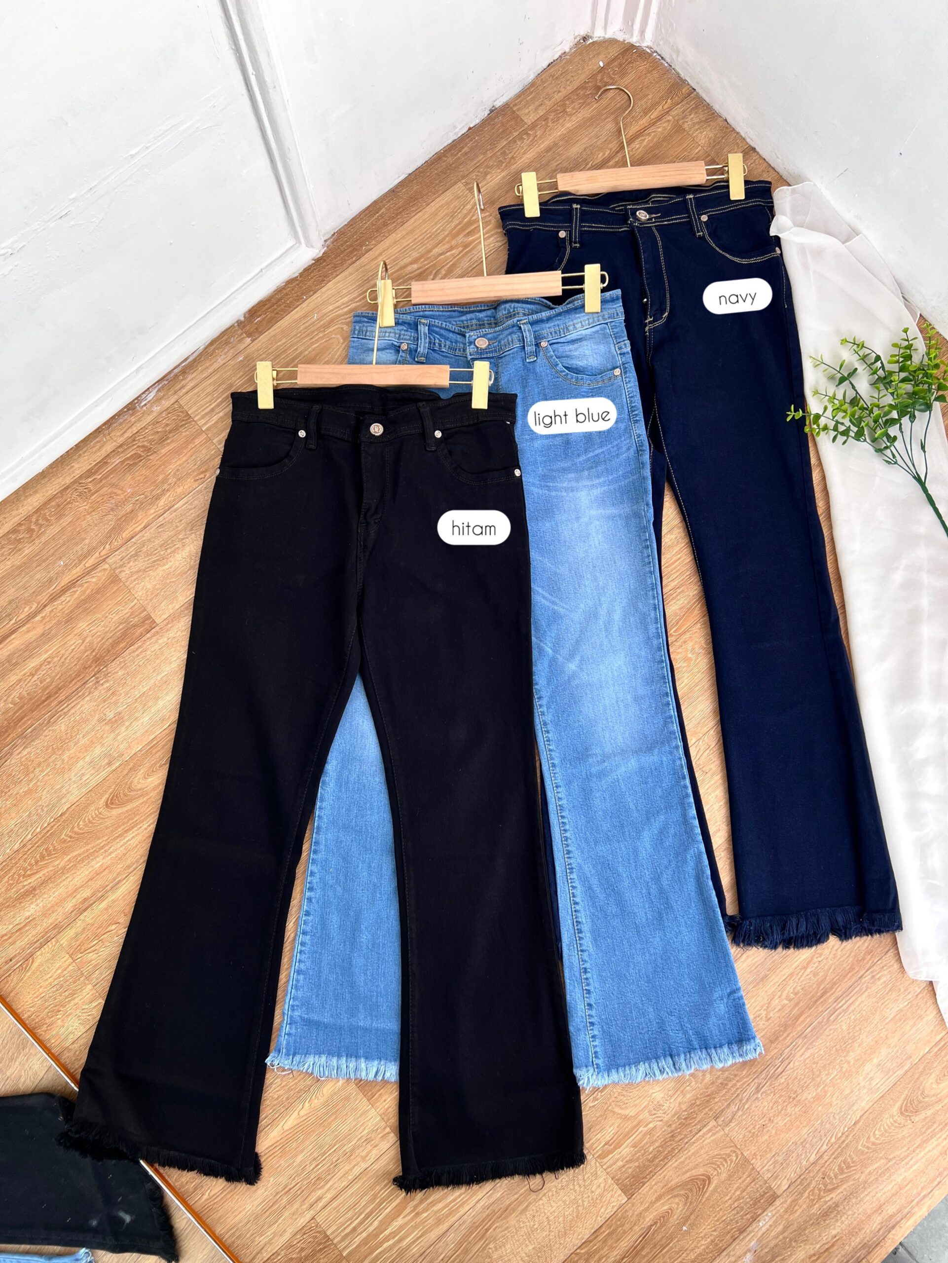 0CE4BD97-2736-4045-B659-4AB90903FD28