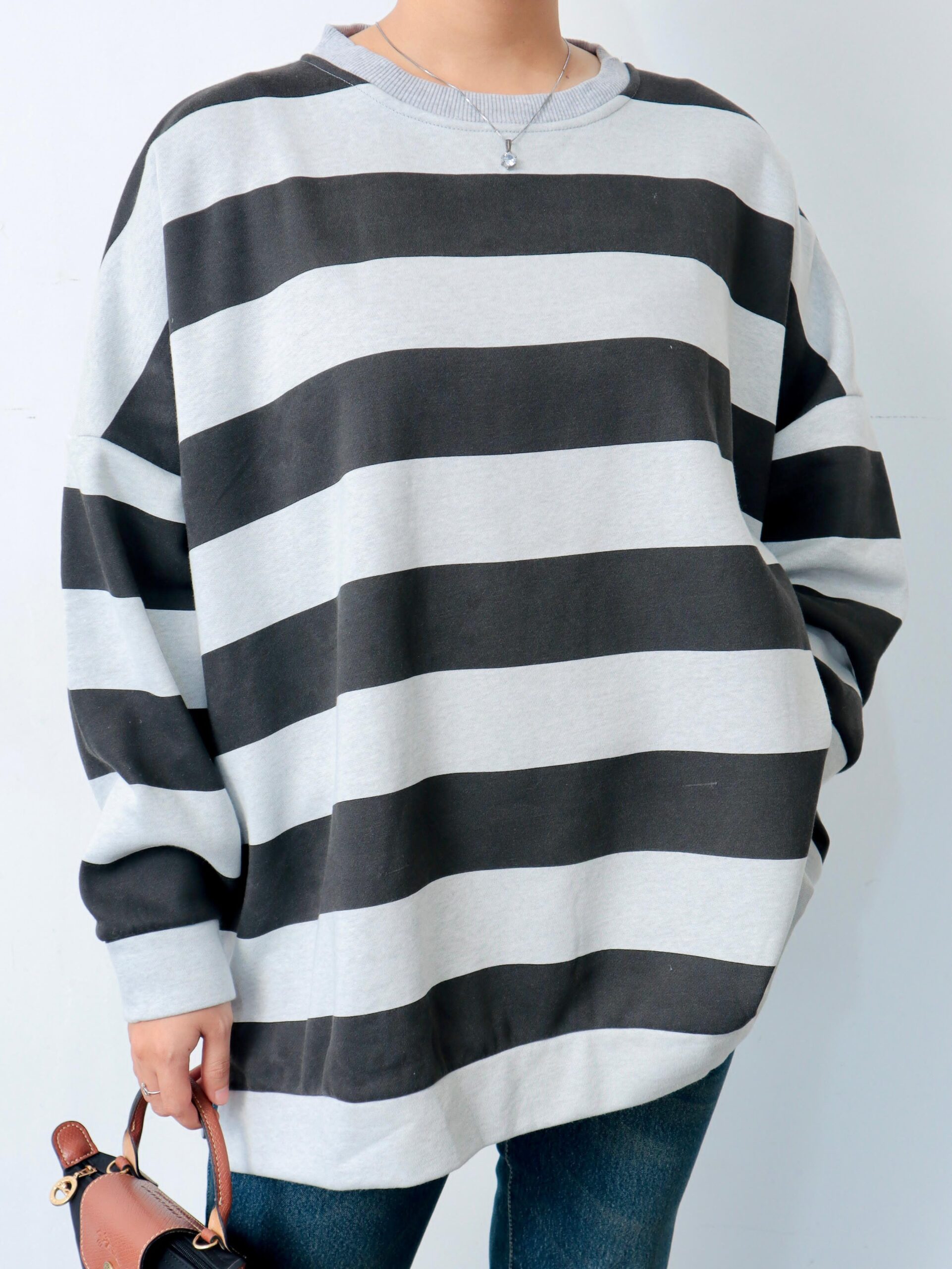 AE3415A7-EC30-42A5-A056-99D9162293BC