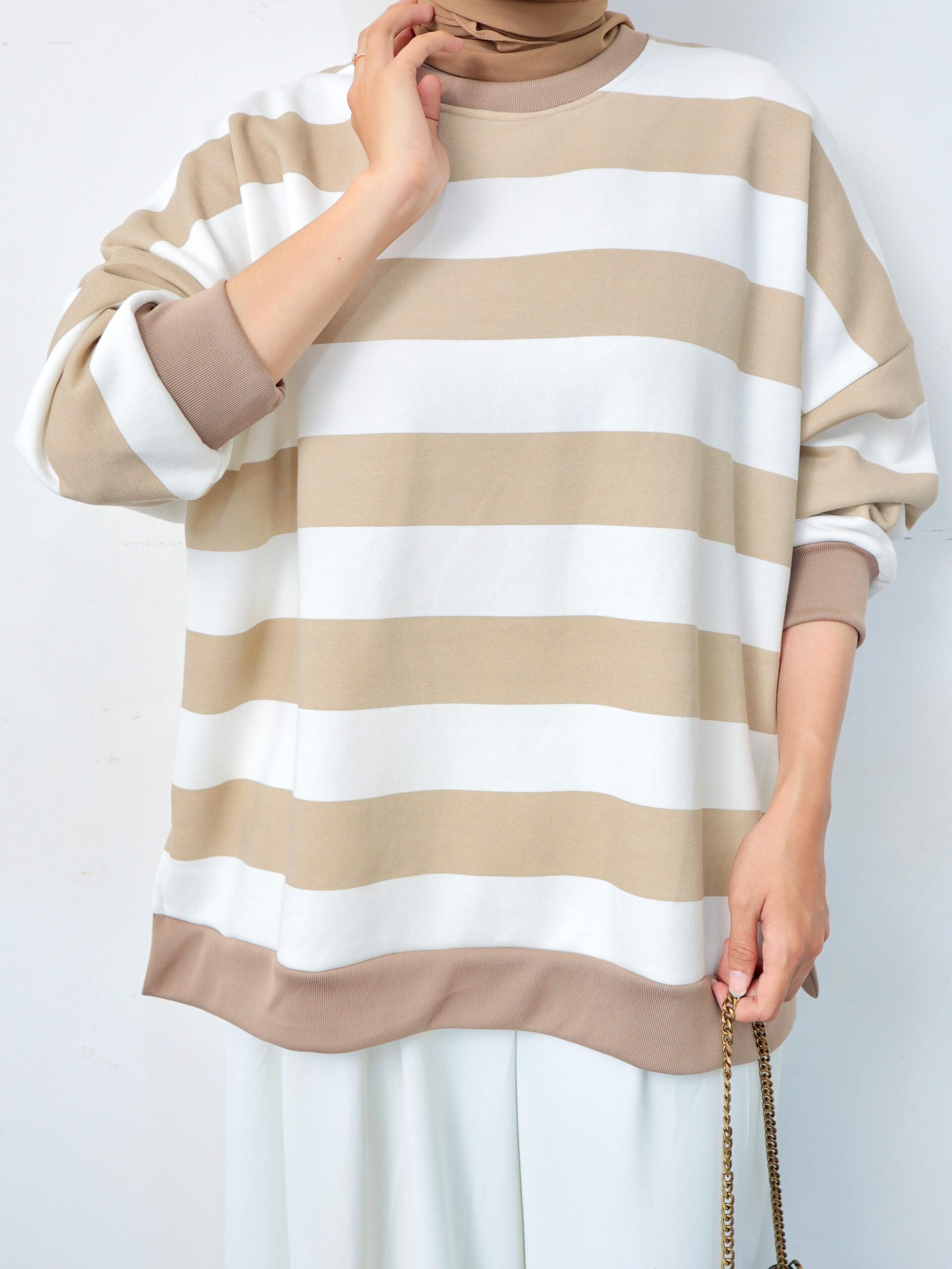 BB3D1D5C-99A7-4F1E-8AF6-5C5EE90DA8AC