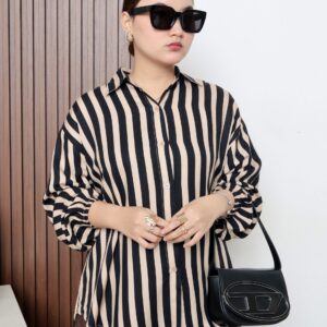 Atasan Kemeja Wanita Strippy untuk Gaya Casual