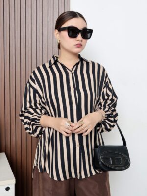 Atasan Kemeja Wanita Strippy untuk Gaya Casual