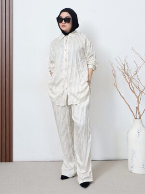 Oneset Selya iLTs - Oneset Wanita Terbaru Motif Stripe dengan Bahan Rayon untuk Gaya Kekinian