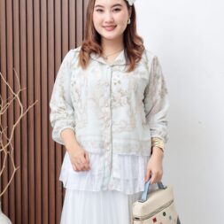 Pakaian Atasan Kemeja Royaline Wanita dengan Desain Casual Kekinian