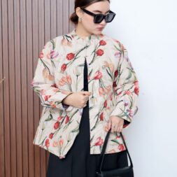 Pakaian Atasan Blazer Riviera Wanita dengan Desain Casual Kekinian