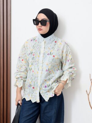 Pakaian Atasan Kemeja Wanita Floralis dengan Desain Casual Kekinian