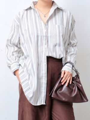 Pakaian Atasan Kemeja Wanita Lumera Dengan Desain Casual Kekinian
