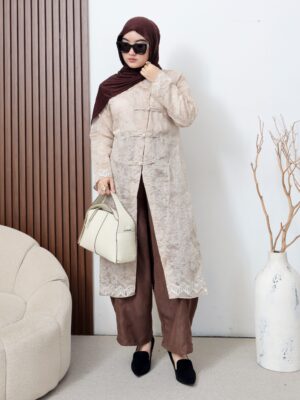Atasan Tunik Helyara Wanita untuk Tampilan Stylish Terbaru
